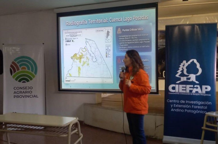 El Consejo Agrario realizó un taller de prevención de incendios forestales en Lago Posadas