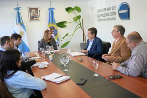 CEMNPA: Santa Cruz impulsa la finalización del ciclotrón junto a CNEA e INVAP