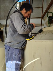 Avanza el operativo integral de mantenimiento en escuelas de Caleta Olivia, Puerto Deseado y Tellier