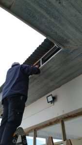 Avanza el operativo integral de mantenimiento en escuelas de Caleta Olivia, Puerto Deseado y Tellier