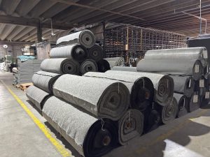 Claudio Vidal entregó nueva cancha de césped sintético a la Liga de los Barrios de Río Gallegos