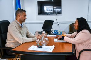 Georgion junto a los municipios y comisiones de fomento, prioriza las respuestas a vecinos