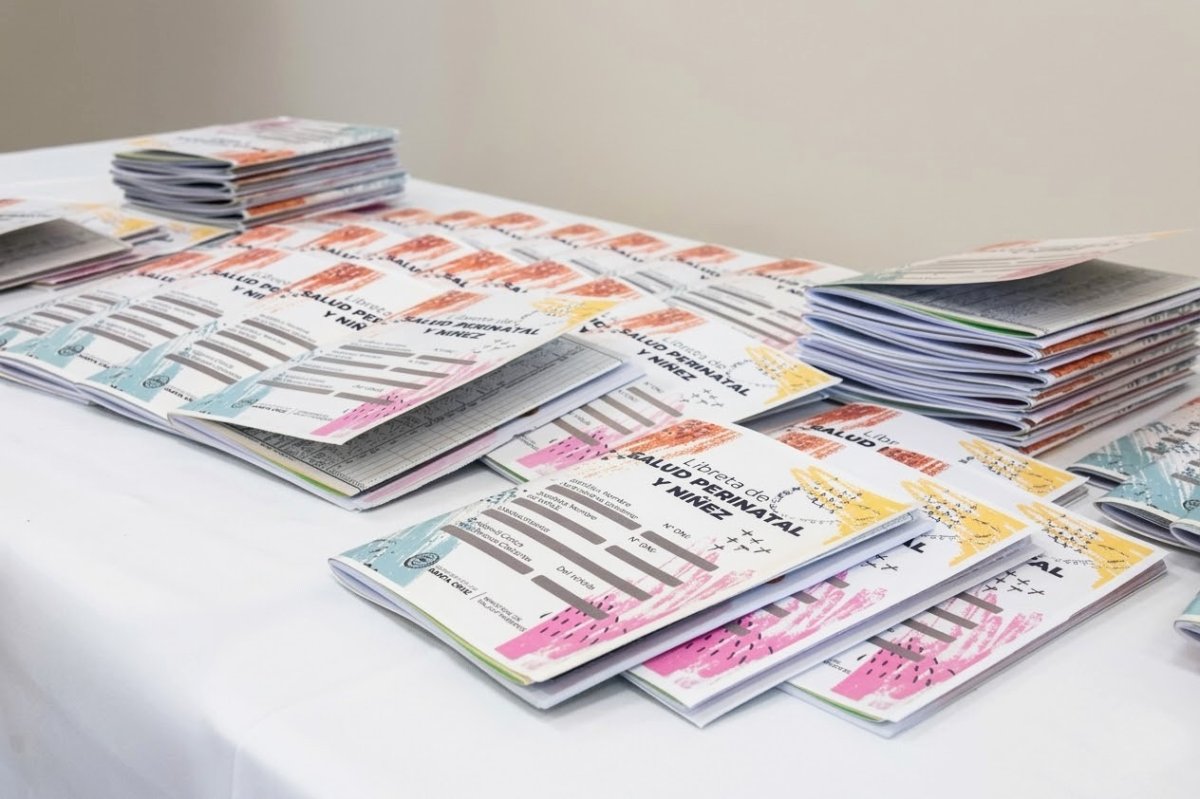 Se presentaron libretas de Salud Perinatal y de la Niñez
