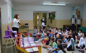 Entregaron recursos tecnológicos en escuelas primarias de Gobernador Gregores