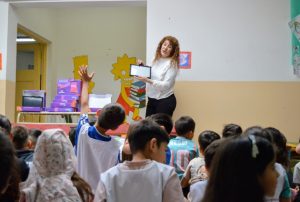 Entregaron recursos tecnológicos en escuelas primarias de Gobernador Gregores