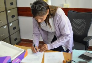 Entregaron recursos tecnológicos en escuelas primarias de Gobernador Gregores