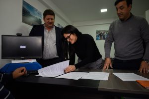 El gobierno de Claudio Vidal se hace cargo de una deuda de 2023 para garantizar el boleto estudiantil gratuito en Río Gallegos