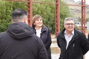 Se realizó el Acto de Adjudicación de la Obra del SUM en el Colegio Secundario N° 28 de El Chaltén