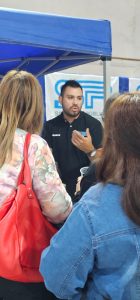 Servicios Públicos brindó servicios y asesoramiento técnico a vecinos de Caleta Olivia en el programa “Viva Barrio”