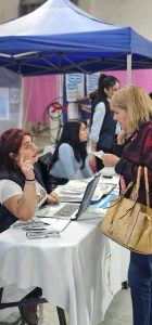 Servicios Públicos brindó servicios y asesoramiento técnico a vecinos de Caleta Olivia en el programa “Viva Barrio”