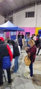 Servicios Públicos brindó servicios y asesoramiento técnico a vecinos de Caleta Olivia en el programa “Viva Barrio”