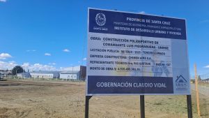 El Gobierno de Santa Cruz inició la construcción del nuevo polideportivo en Comandante Luis Piedra Buena