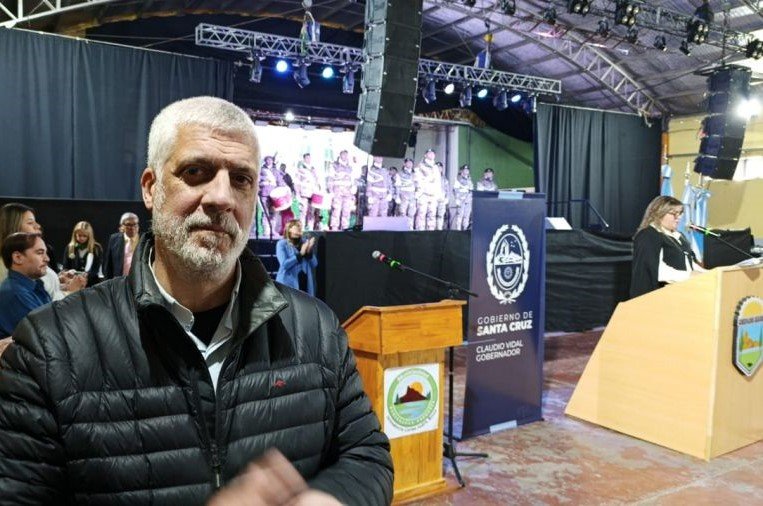 Un mensaje de unión en el cumpleaños de Gobernador Gregores