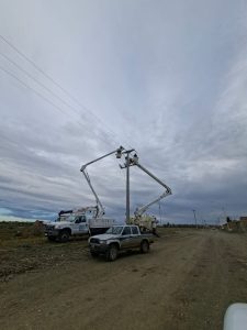 Trabajos de mantenimiento mejoran el servicio eléctrico