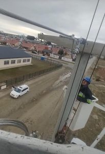 Trabajos de mantenimiento mejoran el servicio eléctrico