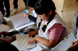 Educación continua con la entrega de táblets y libros a escuelas primarias de Puerto Deseado