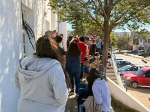 Semana Santa: El Gobierno de Santa Cruz comenzó la entrega de 40 mil kilos de merluza en la provincia