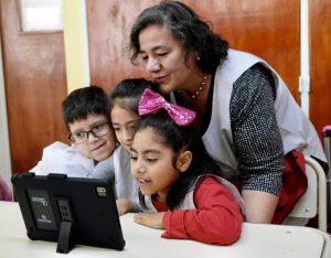 “Un libro abre puertas y genera oportunidades”: crece el Plan Provincial de Alfabetización en Santa Cruz