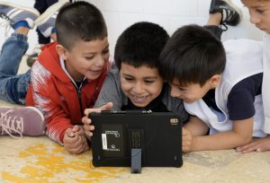 “Un libro abre puertas y genera oportunidades”: crece el Plan Provincial de Alfabetización en Santa Cruz