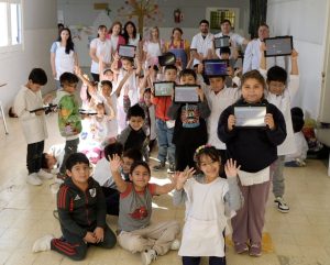 “Un libro abre puertas y genera oportunidades”: crece el Plan Provincial de Alfabetización en Santa Cruz