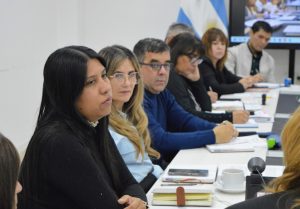 Educación trabaja para potenciar las políticas de gestión