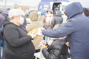 Jazmín Macchiavelli: “La decisión del gobernador es que el pescado llegue a cada familia de la provincia”