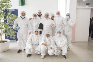 Salud y Registro Civil acompañaron la entrega de pescado en el barrio San Benito