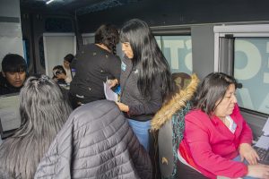 Salud y Registro Civil acompañaron la entrega de pescado en el barrio San Benito