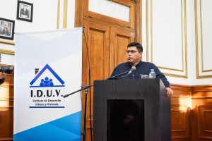 Claudio Vidal entregó terrenos con servicios en Río Gallegos: “Los vecinos necesitan respuestas y nosotros estamos para darlas”