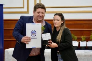 Terrenos en Río Gallegos: “No son palabras, son hechos”, destacó Pedro Luxen sobre la entrega a 25 familias