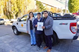 Entrega de nuevas unidades móviles para Tres Lagos