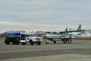 Intenso e inusual movimiento en el aeropuerto de Río Gallegos: llegan vuelos privados con CEOs petroleros para un acuerdo clave