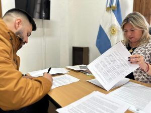 Santa Cruz fortalece la aviación sanitaria: convenio clave con el Aeroclub de Río Gallegos