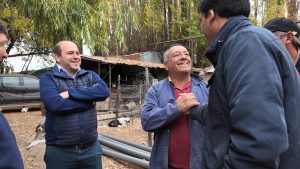 Perito Moreno: el gobierno provincial puso en marcha el primer pozo de agua para chacras productivas