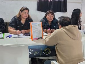 Jornadas territoriales acercan servicios y soluciones a vecinos de Caleta Olivia
