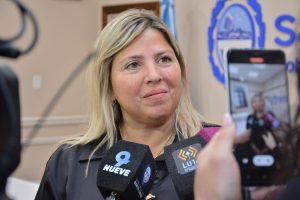 Prácticas profesionalizantes en Santa Cruz: el Gobierno firma convenios para vincular educación y empleo