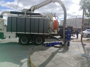 SPSE optimiza el sistema cloacal en Pico Truncado con intervenciones en puntos críticos