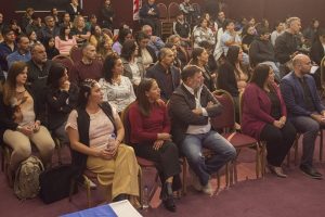 Formación y trabajo: Se entregaron certificados en cuidado de adultos mayores en Piedra Buena
