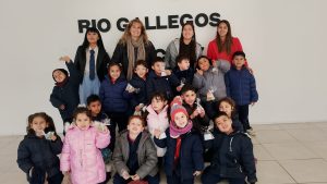 El Registro Civil abre sus puertas a estudiantes para promover el derecho a la identidad