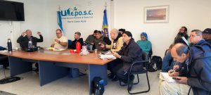 Santa Cruz capacitó observadores a bordo para fortalecer el control de la pesquería de langostino