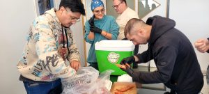 Santa Cruz capacitó observadores a bordo para fortalecer el control de la pesquería de langostino