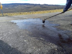 El Distrito Vial Gobernador Gregores lleva adelante trabajos sobre la Ruta Nacional N° 40