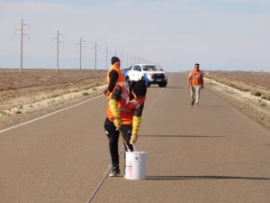 Vialidad Provincial avanza con trabajos de pre marcado en Ruta Nacional N°281