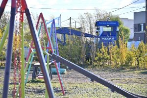 Seguridad instaló una torre de vigilancia móvil en el barrio El Faro de Río Gallegos