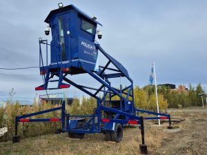 Seguridad instaló una torre de vigilancia móvil en el barrio El Faro de Río Gallegos
