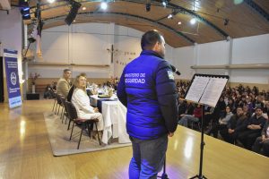 Educación y Seguridad fortalecen el abordaje del bullying y grooming con la guía interministerial