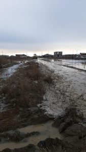 Vialidad Provincial realiza tareas de drenaje en el barrio San Benito