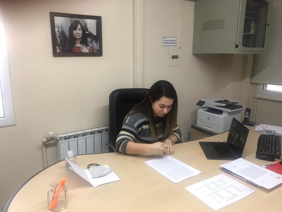 El Gobierno de Santa Cruz firmó un convenio con el municipio de Pico Truncado