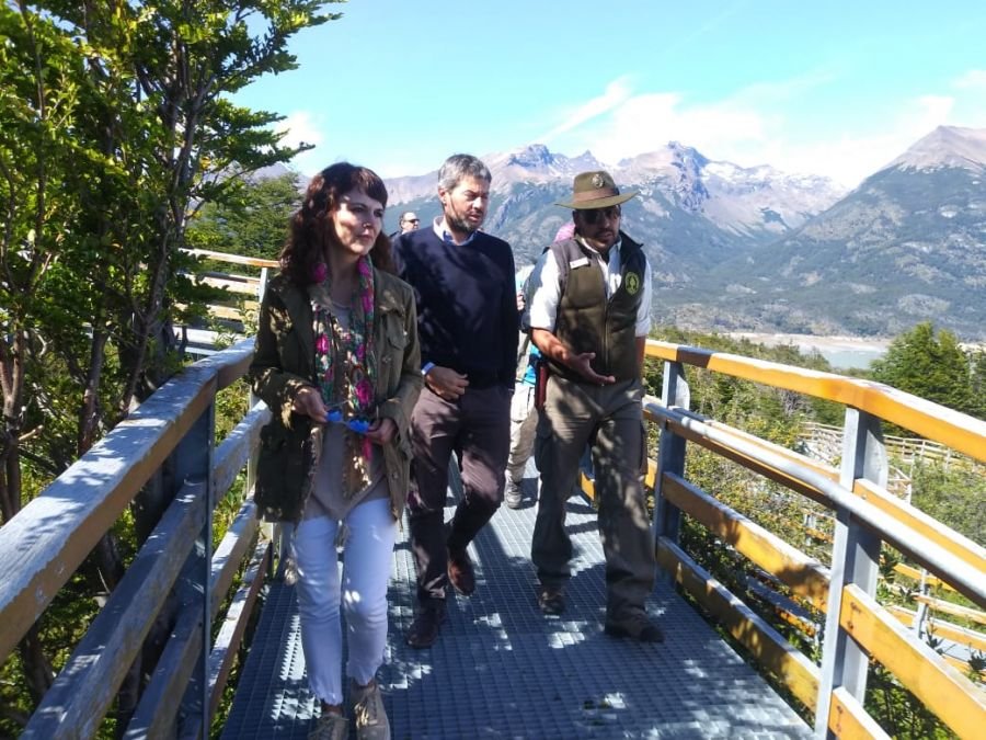 "Trabajamos en una agenda para potenciar el Turismo en Santa Cruz"