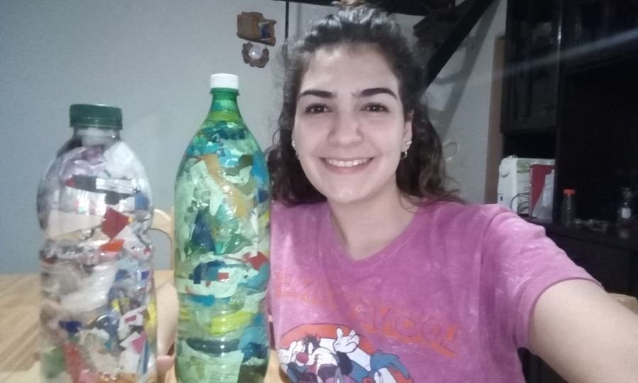 “Ecología Los Antiguos”: Un emprendimiento que da fin sustentable a las botellas de amor